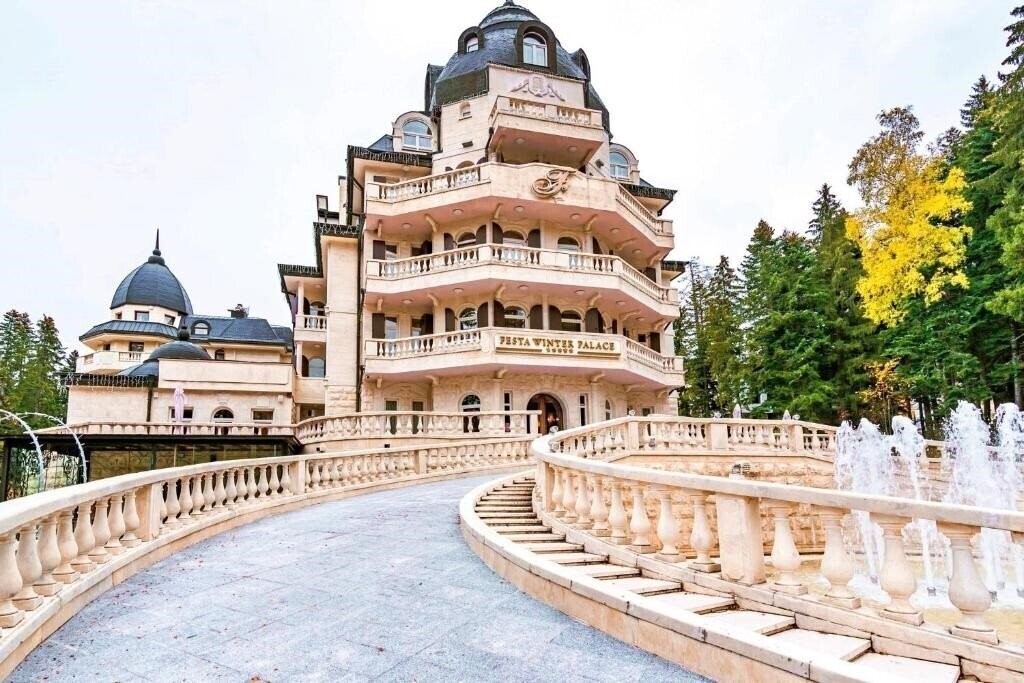 Отель Hotel Festa Winter Palace 5*