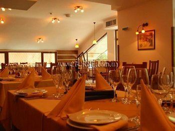 Готель Янакиев 4*