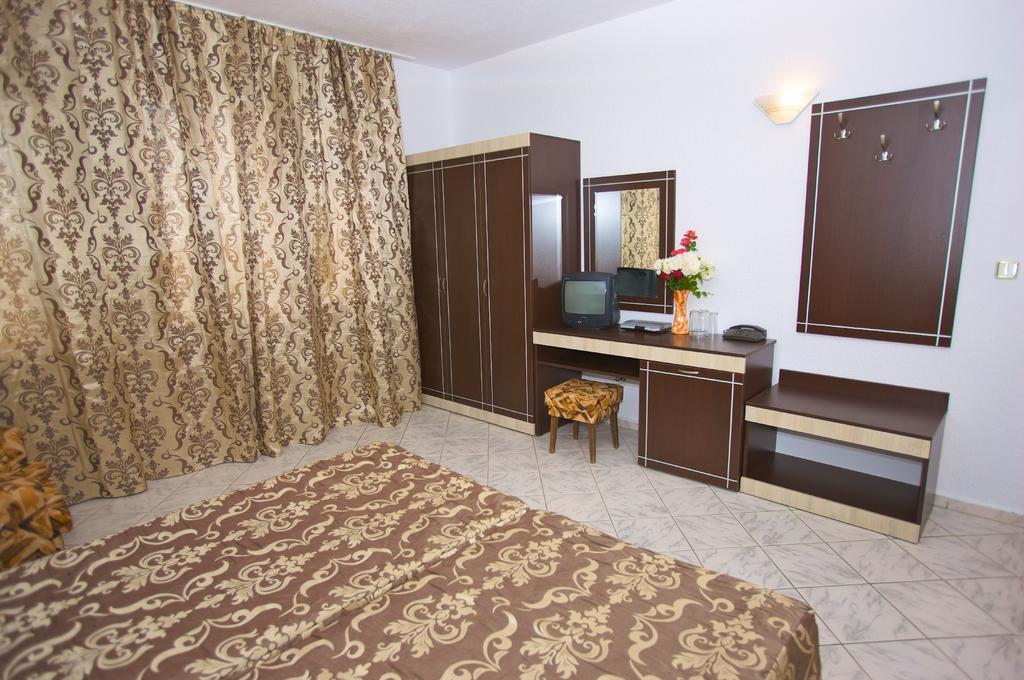 Фотографія Zora 3*