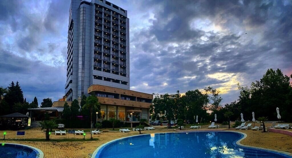 Готель Kamenets Complex 3*