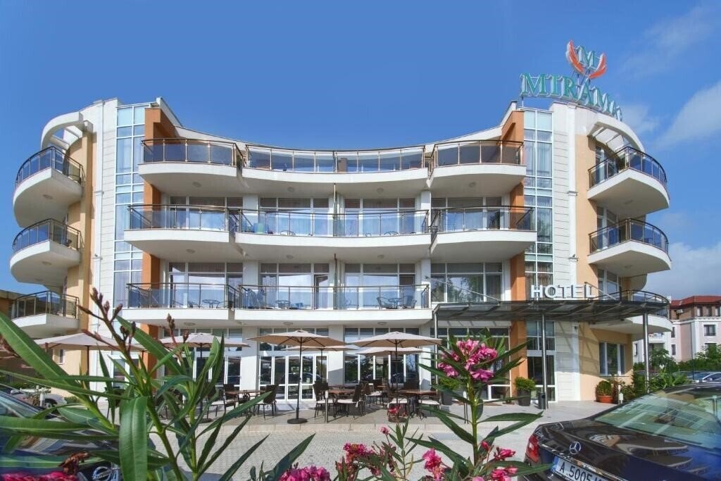 Фото Miramar 3*