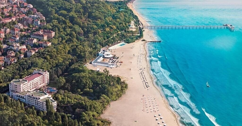 Готель Grand Hotel & SPA Primoretz 5*