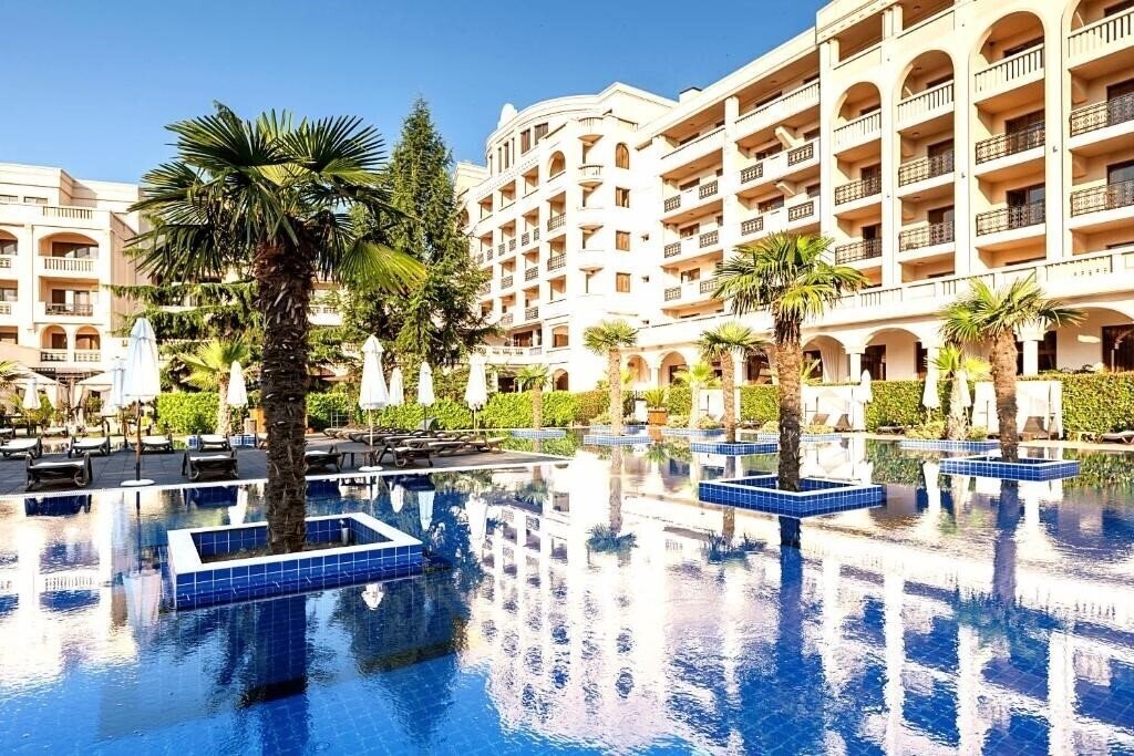Фото Grand Hotel & SPA Primoretz 5*