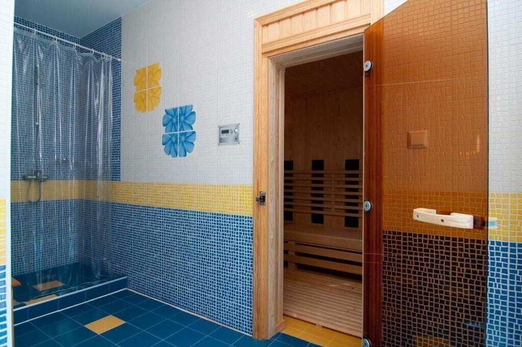 Отель Regatta Palace 4*
