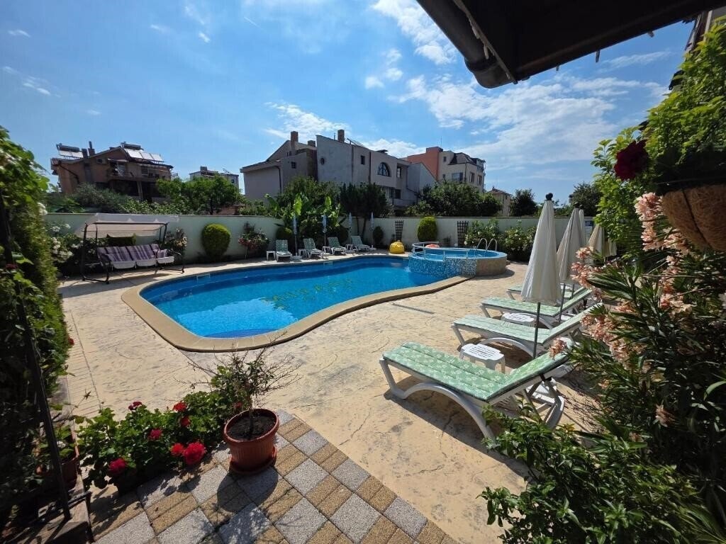 Фото Mirana Family Hotel 3*