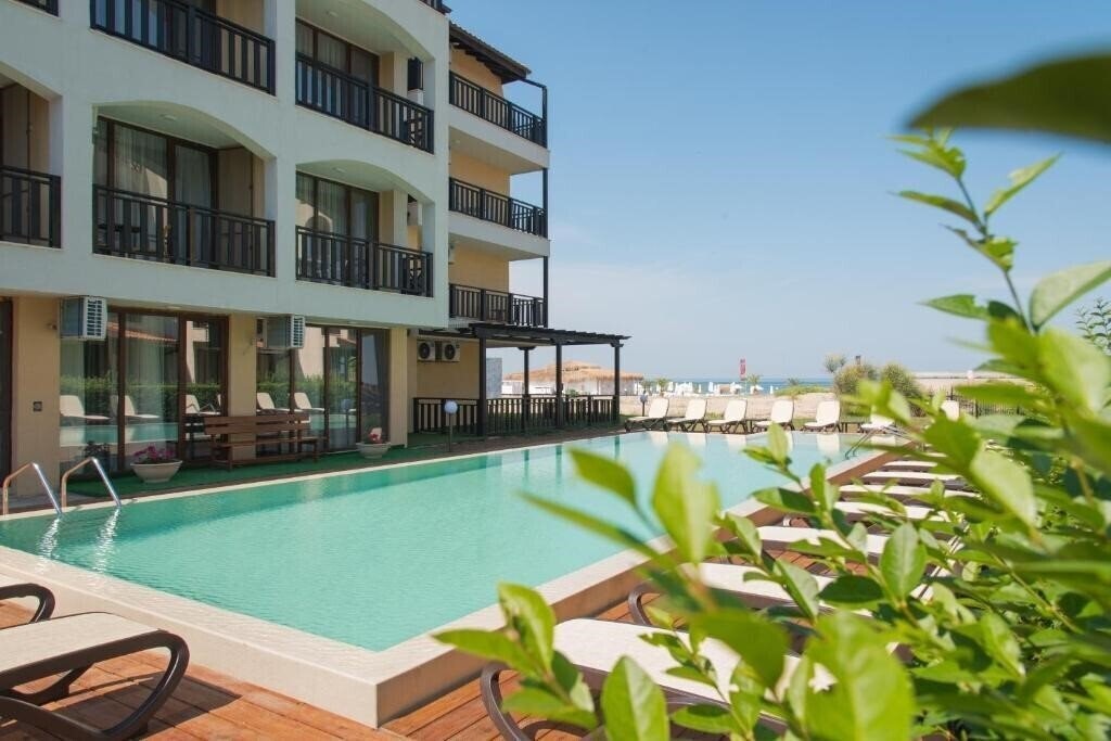 Готель Oasis Del Sol 3*