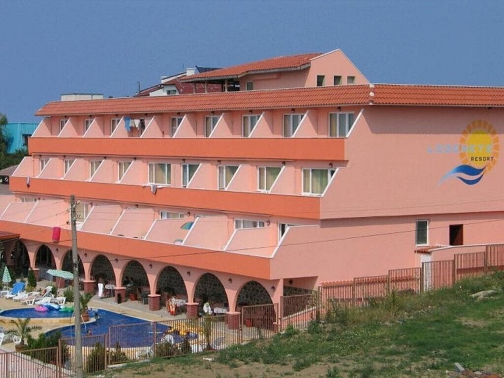 Фото Lozenetz Resort 3*