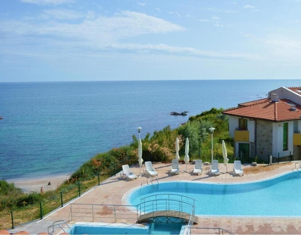 Фото Family Hotel Lalov Egrek 3*