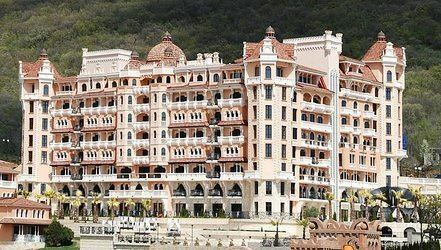 Отель Royal Castle 5*