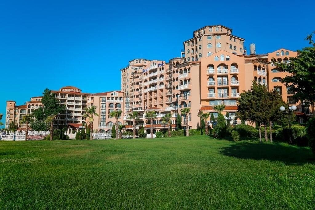 Готель Royal Park 4*