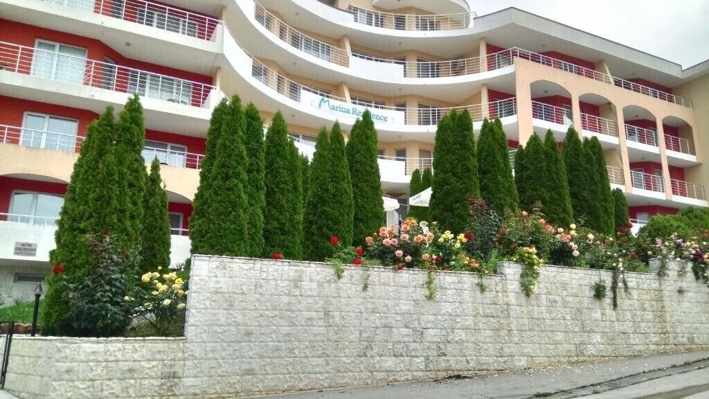 Готель Marina Residence Ah (Kavarna) 3*