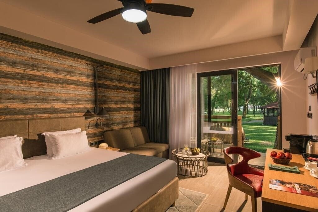 Фото Effect Algara Beach Club 4*