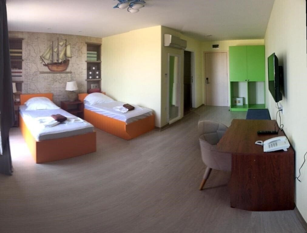 Фото Therma Camp & Pool 5*