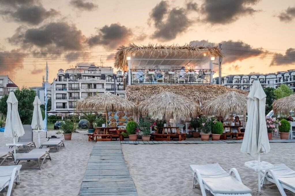 Изображение Aquamarine Hotel Kranevo (ex. Aquamarin Krn, Aquamarine Kranevo) 4*