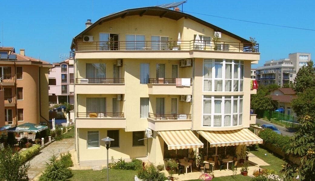 Отель Jussi Family Hotel 3*