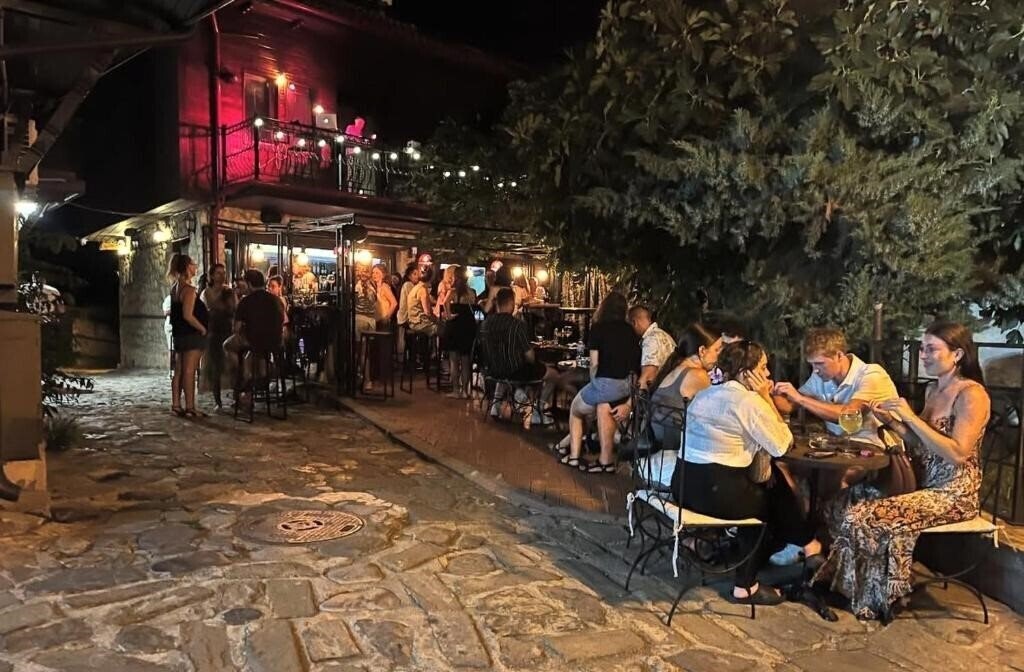 Фотографія Rony 2*