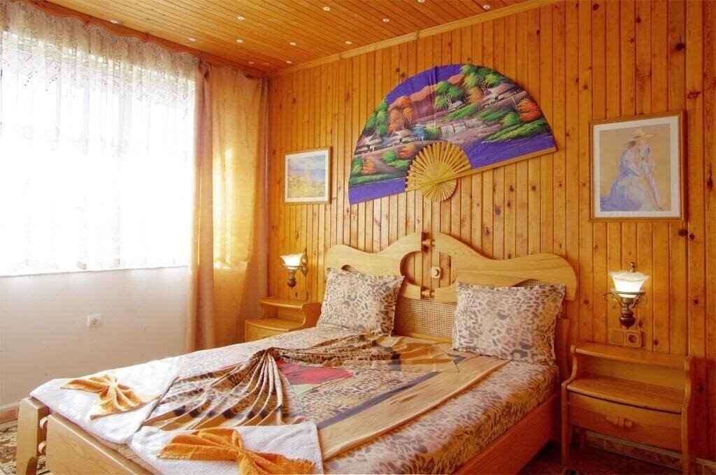 Готель Villa Violeta 7 3*