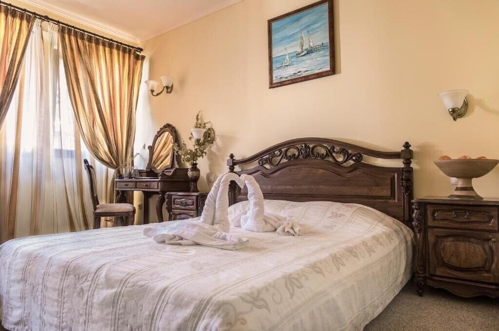 Картинка St. John Hotel Nessebar 3*