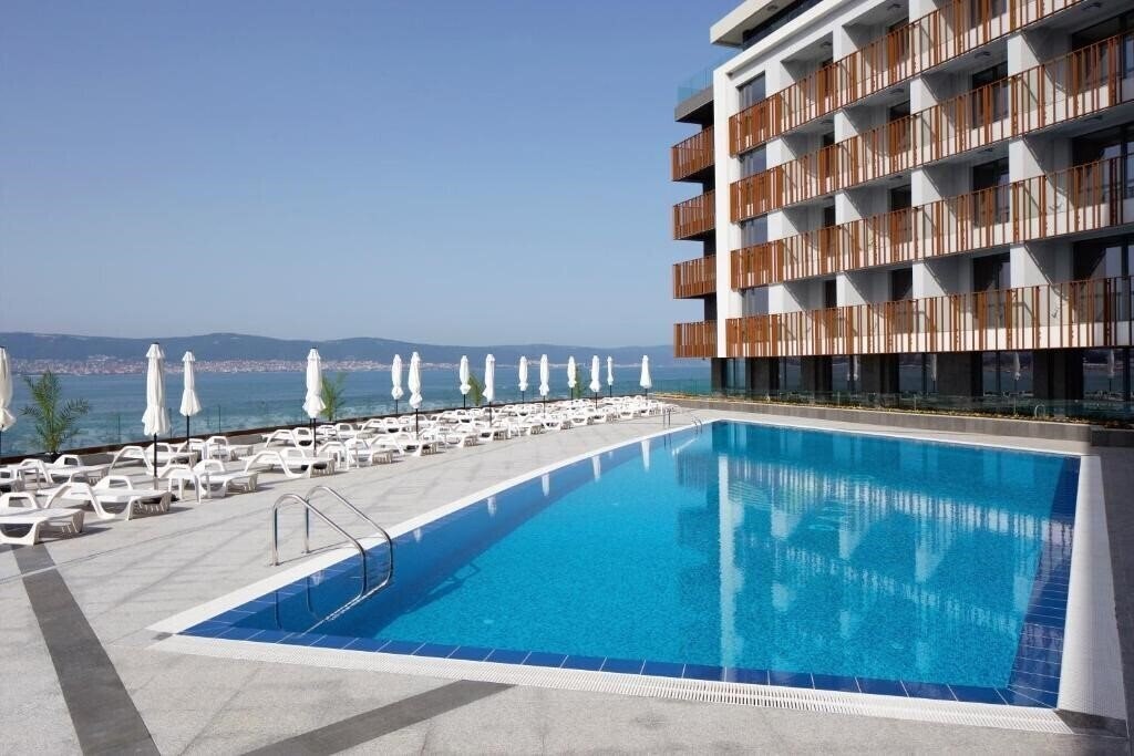 Фотографія Paradiso Aparthotel 4*
