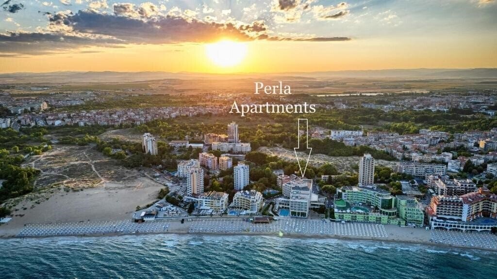 Готель Perla Apartments 3*