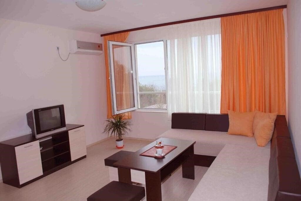 Готель Guest House Topalovi-West 2*