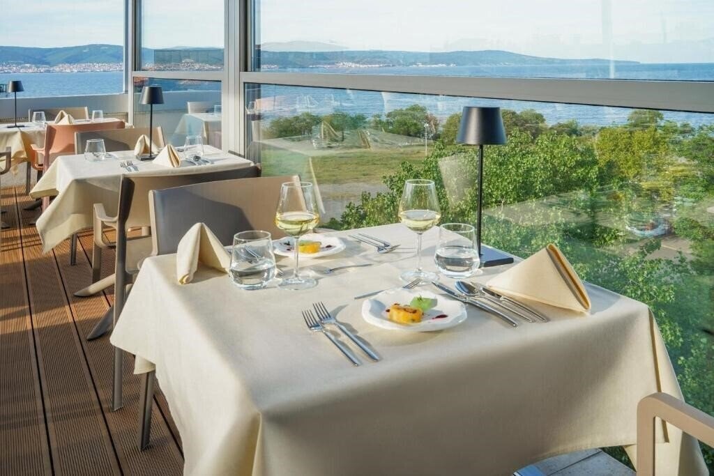 Отель Marina Palace Affilated by Melia (Несебыр, Болгария) 4