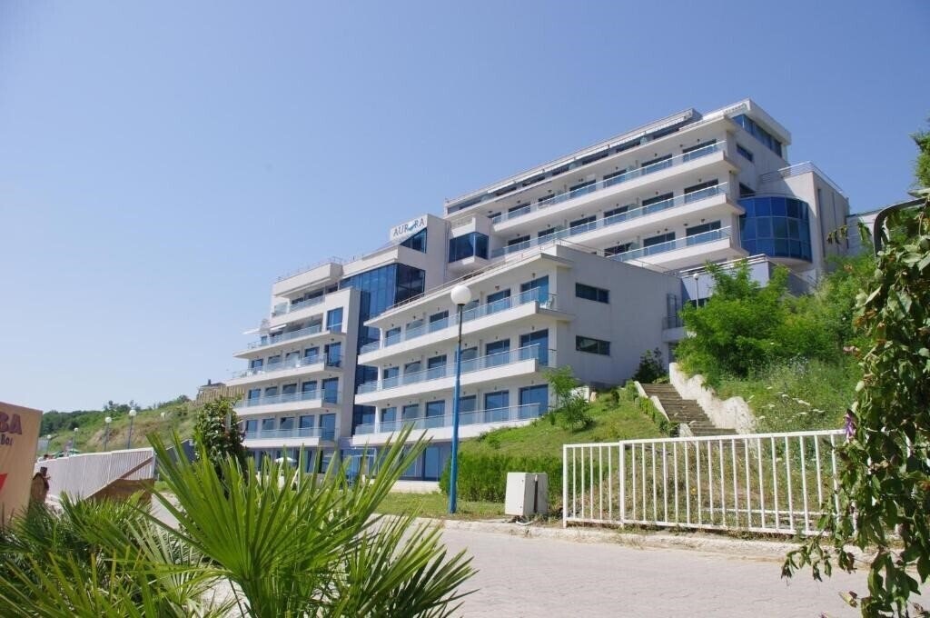 Фото Aurora Apartments On The Beach 2*