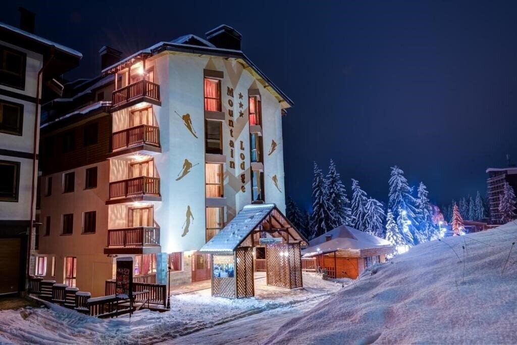 Готель Mountain Lodge 3*