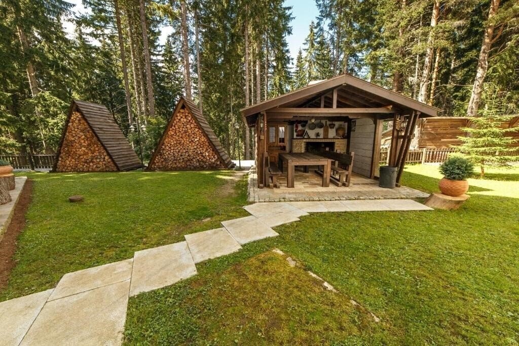 Готель Monastery 2 Aparthotel 3*