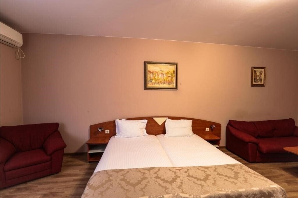 Фото Philippopolis Hotel 3*