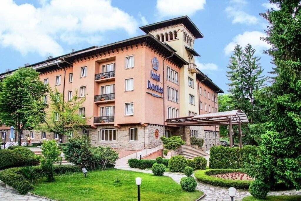 Готель Dvoretsa 5*