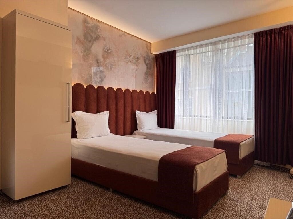 Фотографія Dafi Hotel Plovdiv 3*