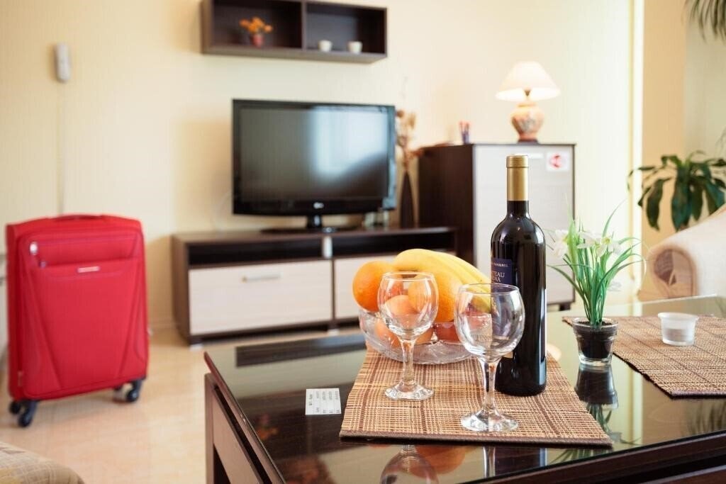 Отель Bright House 3*