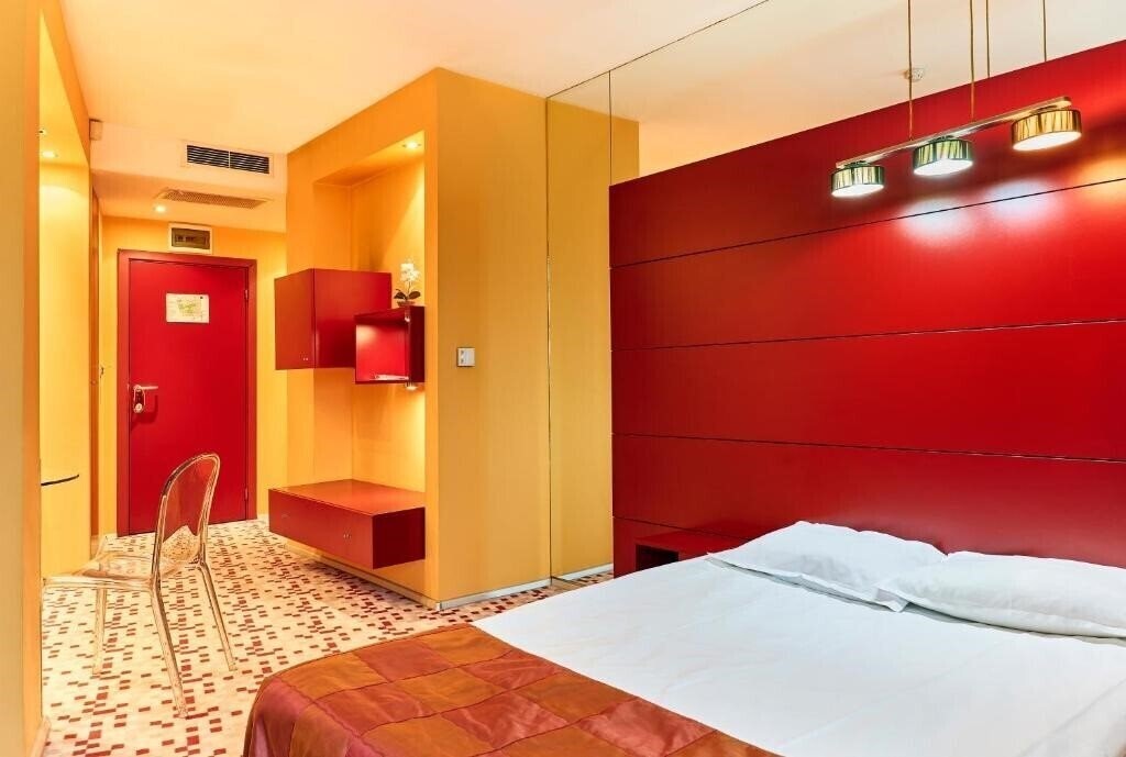 Фото Hotel Mirena 3*