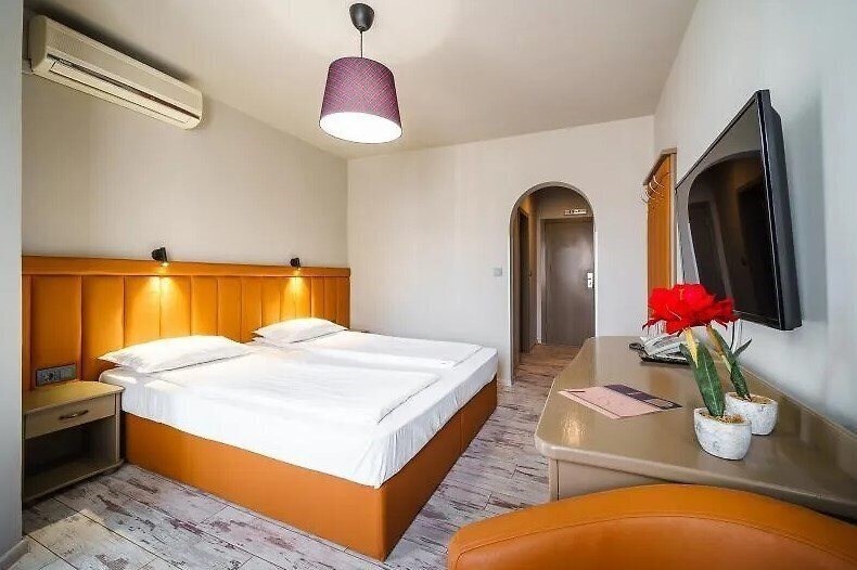 Картинка Boulevard 7 Hotel 4*