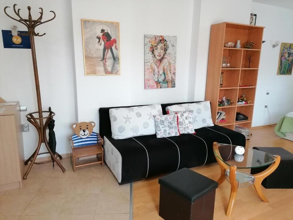 Готель Central Park Studio 2*
