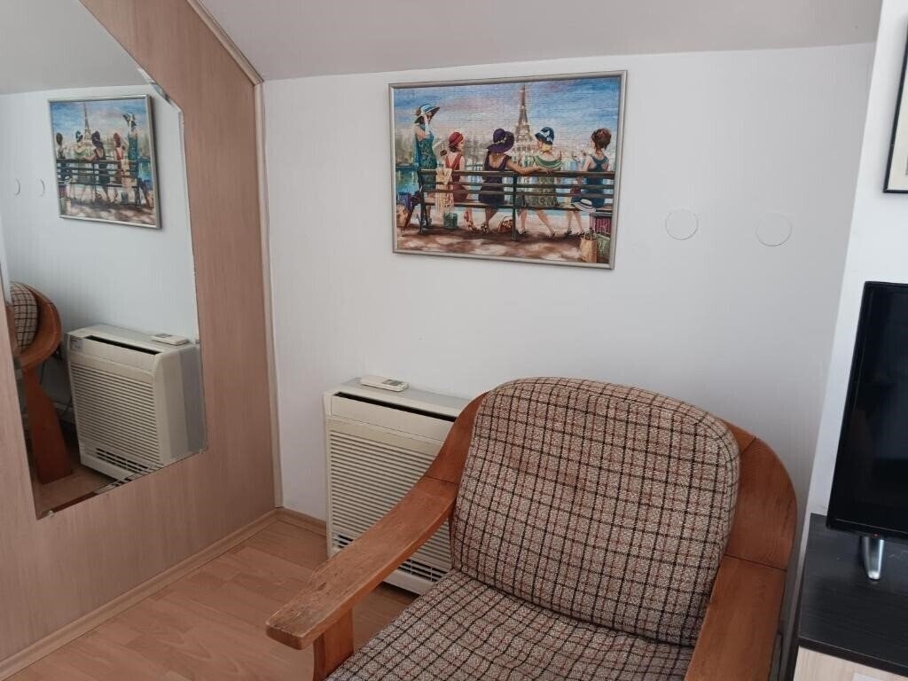 Картинка Central Park Studio 2*