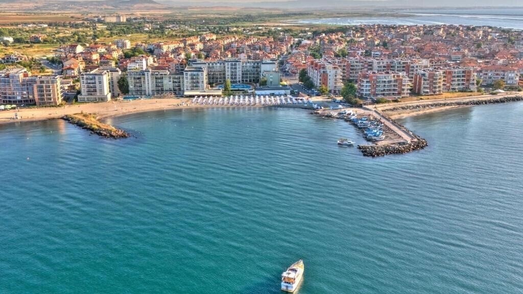 Готель Festa Pomorie 4*