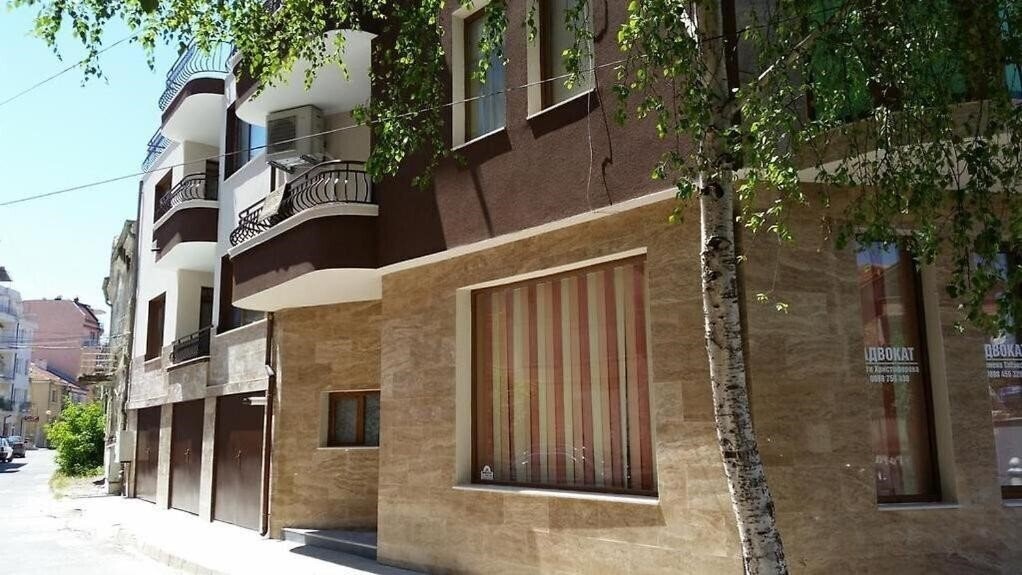 Готель Hotel St. Nikola 3*