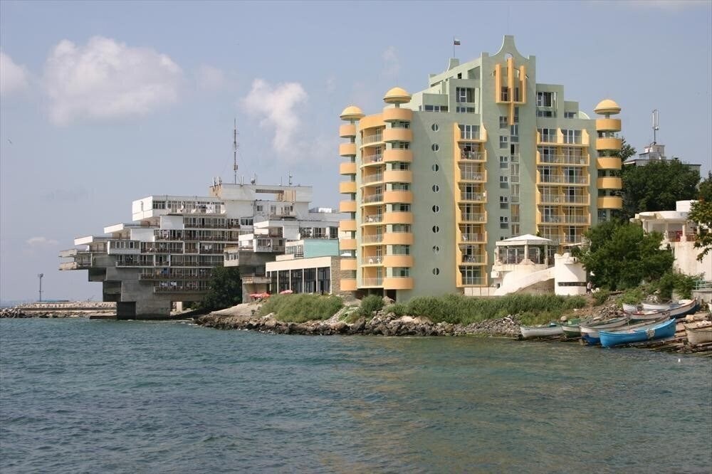Готель Interhotel Pomorie 3*