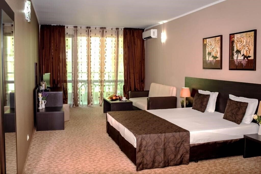 Зображення Central Plaza 3*