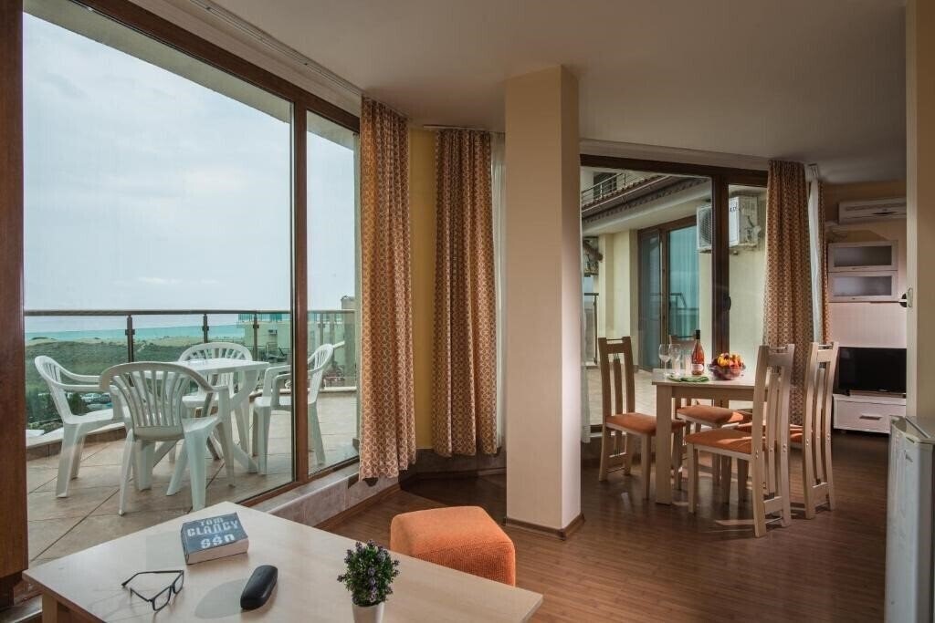 Фото Prestige City II Aparthotel & SPA 3*