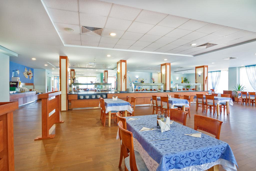 Изображение Perla Beach Club (ex. Perla Beach I & II, Perla Beach Resort) 4*