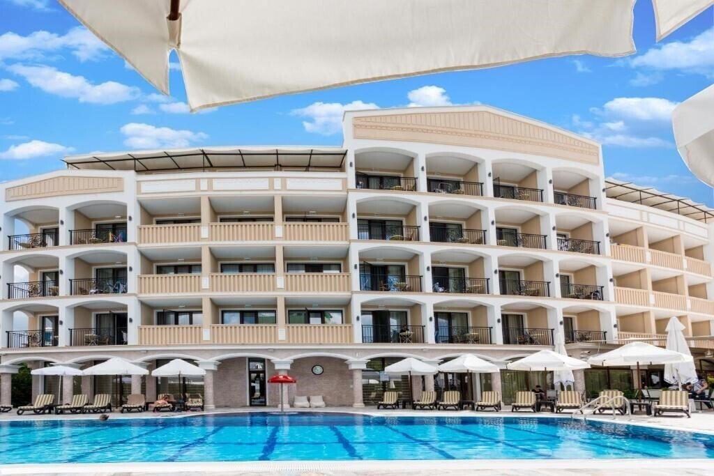 Отель Siena Palace 3*