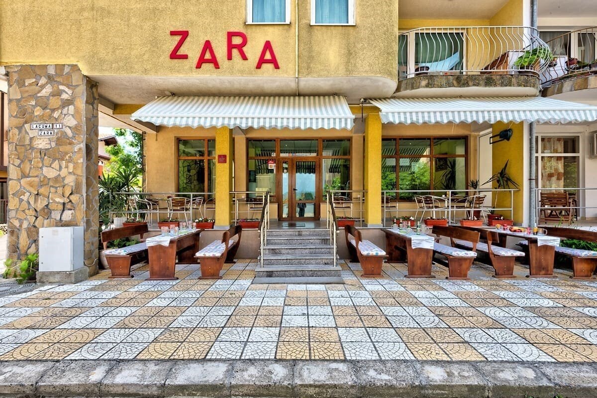 Готель Zara Guest House 2*