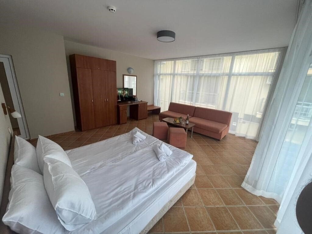 Готель Eco Palace 3*