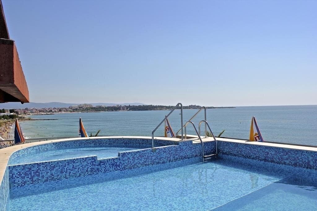 Фотографія Biju 3*