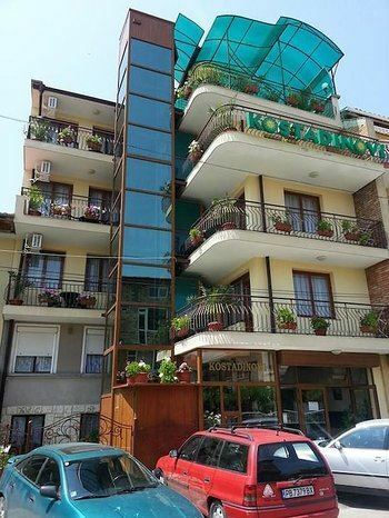 Готель Kostadinovi Family House 1*