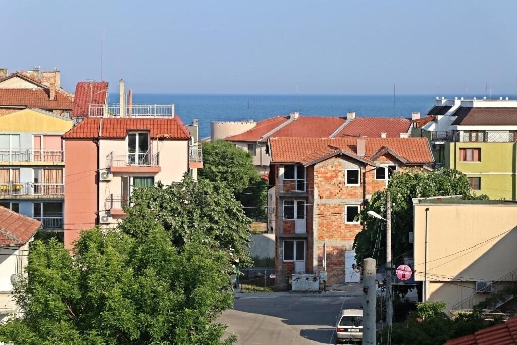 Изображение Guest House Kostadinovi 3*