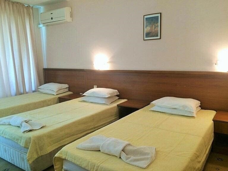 Готель Diskrete Beach 2*